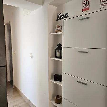 아파트 Apartman Bucic 비르