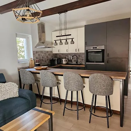아파트 Apartman Bucic *